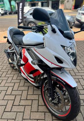 SUZUKI GSX 1250 FA 